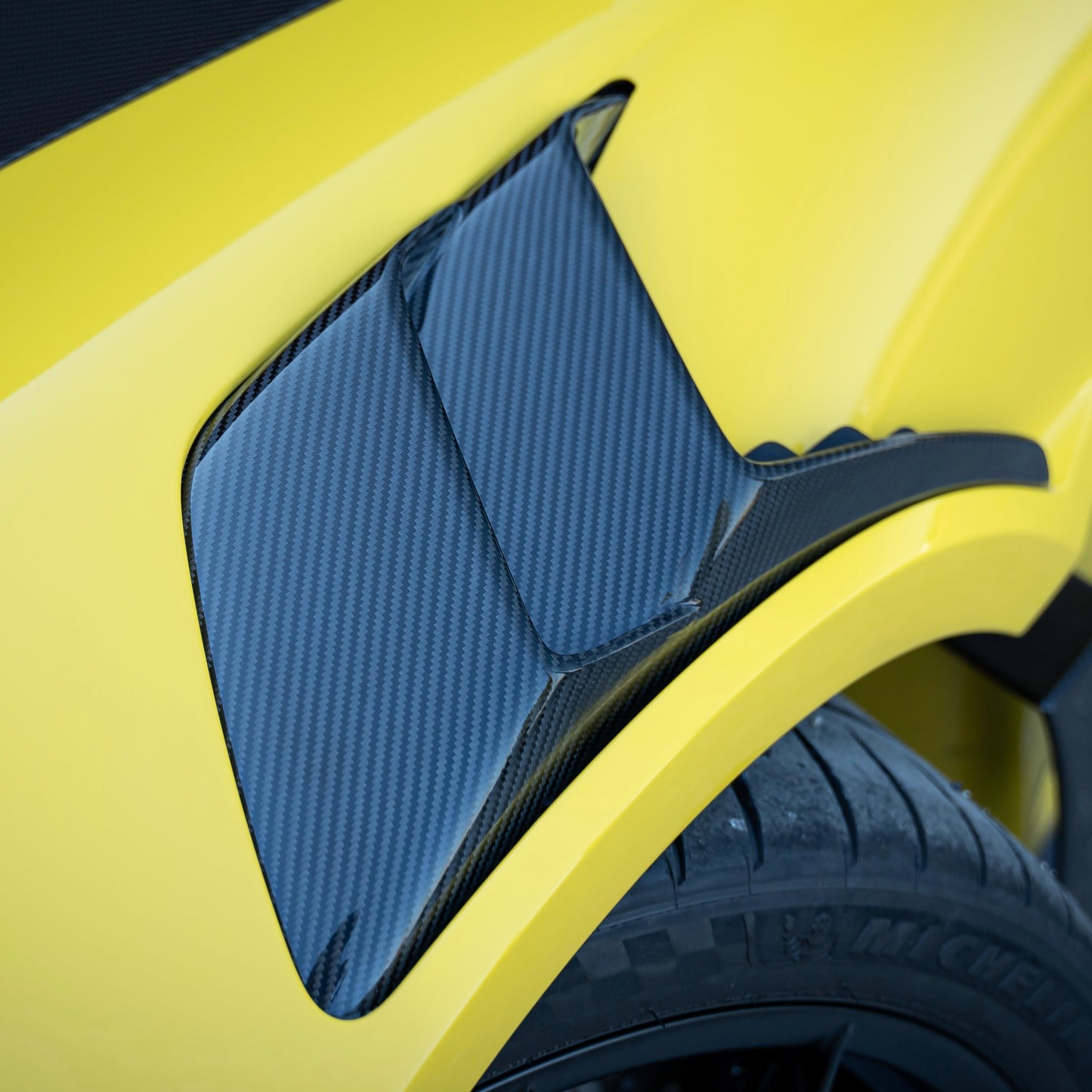 PORSCHE 911 GT3 RS (992) - Full Carbon Fiber Kit