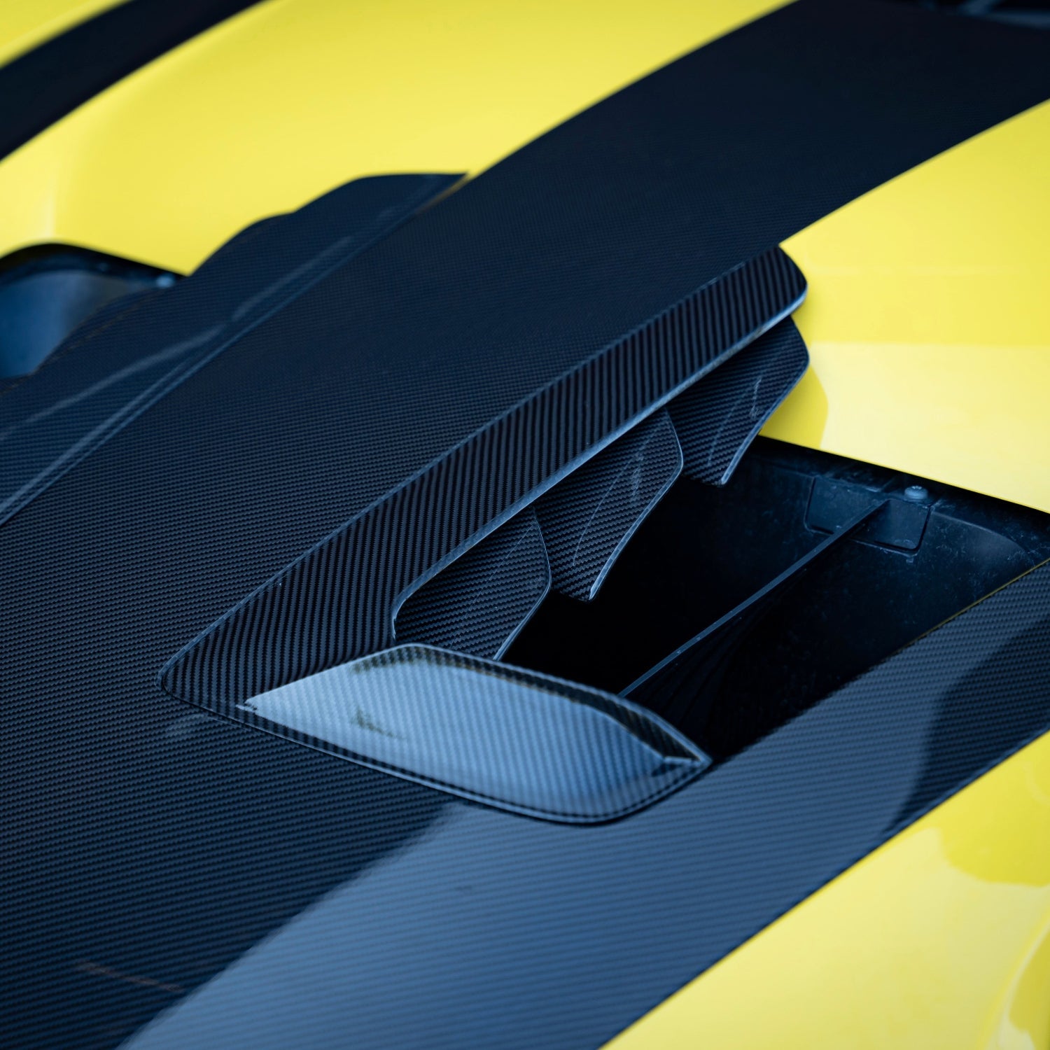 PORSCHE 911 GT3 RS (992) - Full Carbon Fiber Kit