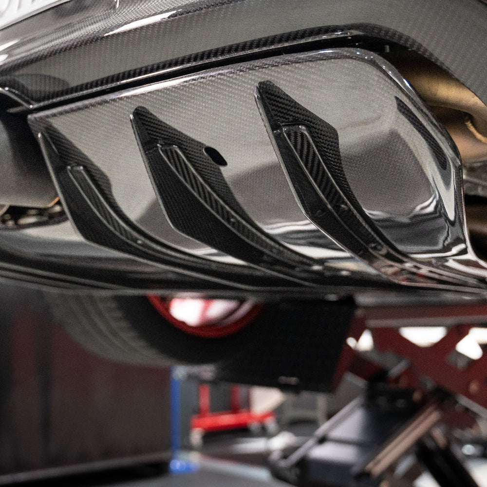 PORSCHE 911 GT3 RS (992) - Full Carbon Fiber Kit